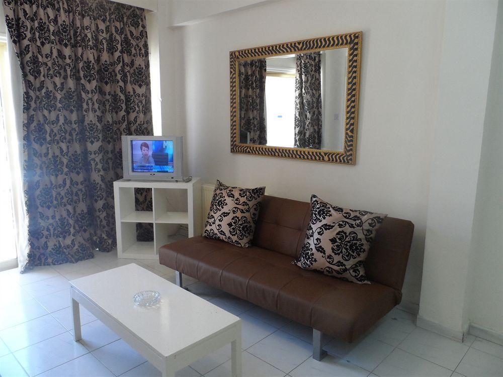 Geotanya Apartments Limasol Buitenkant foto